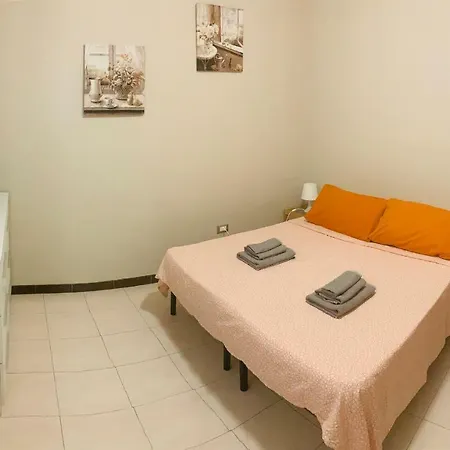 32 Guest house